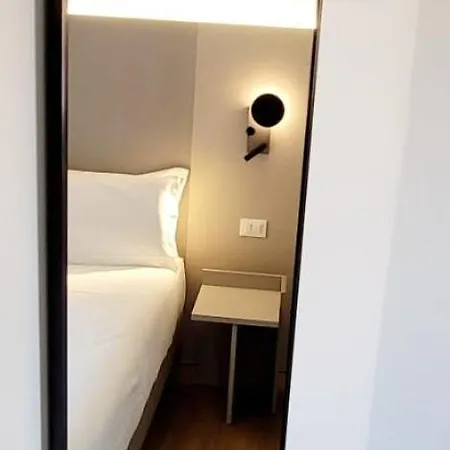 Aurora 3*