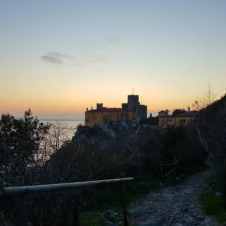 Aurora Отель Дуйно